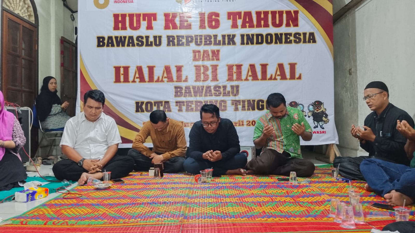Doa Bersama, Pimpinan dan Jajaran Pengawas