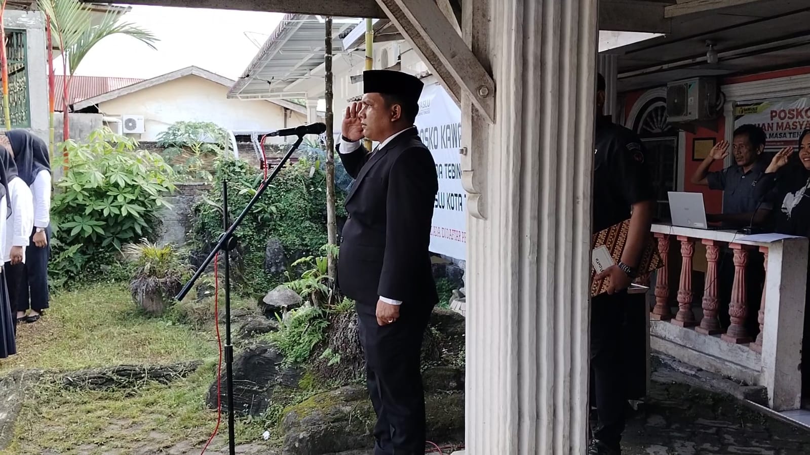 Anggota Bawaslu Kota Tebing Tinggi Lambok Simbolon