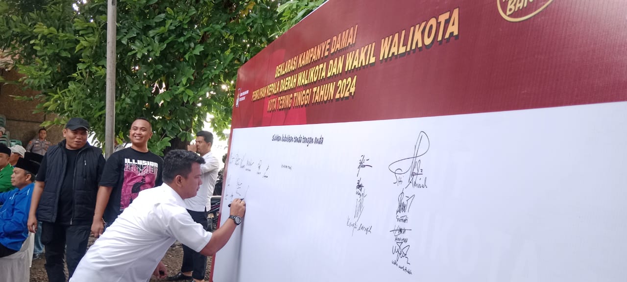 Anggota Bawaslu Kota Tebing Tinggi Lambok Simbolon