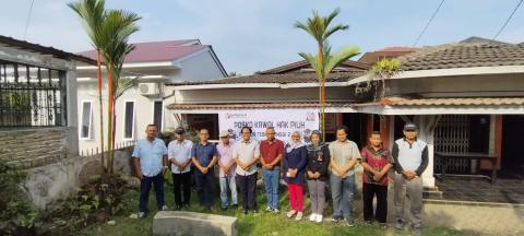 Foto Bersama Panwascam Se Kota Tebing Tinggi Launching POsko Kawal Hak Pilih