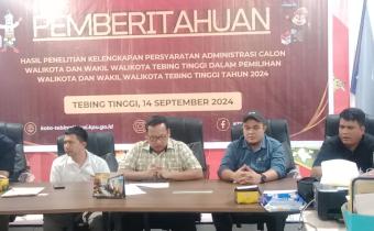 Anggota Bawaslu Kota Tebing Tinggi Lambok Simbolon