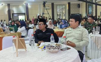 Anngota Bawaslu Kota Tebing Tinggi Elfian Choky Nasution dan Lambok Simbolon